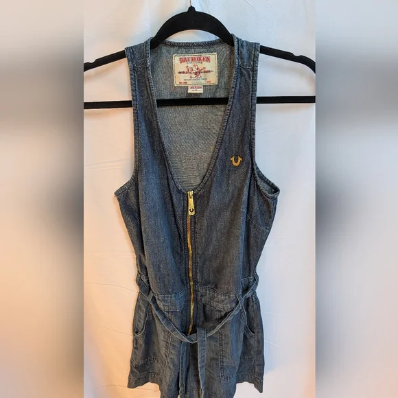 Denim Sleeveless Romper with Belt - Picture 7 of 9